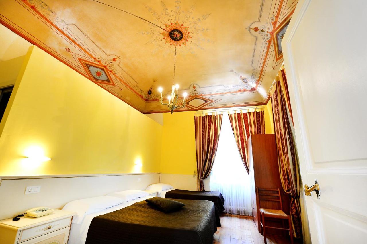 Hotel Iris Перуджа Экстерьер фото